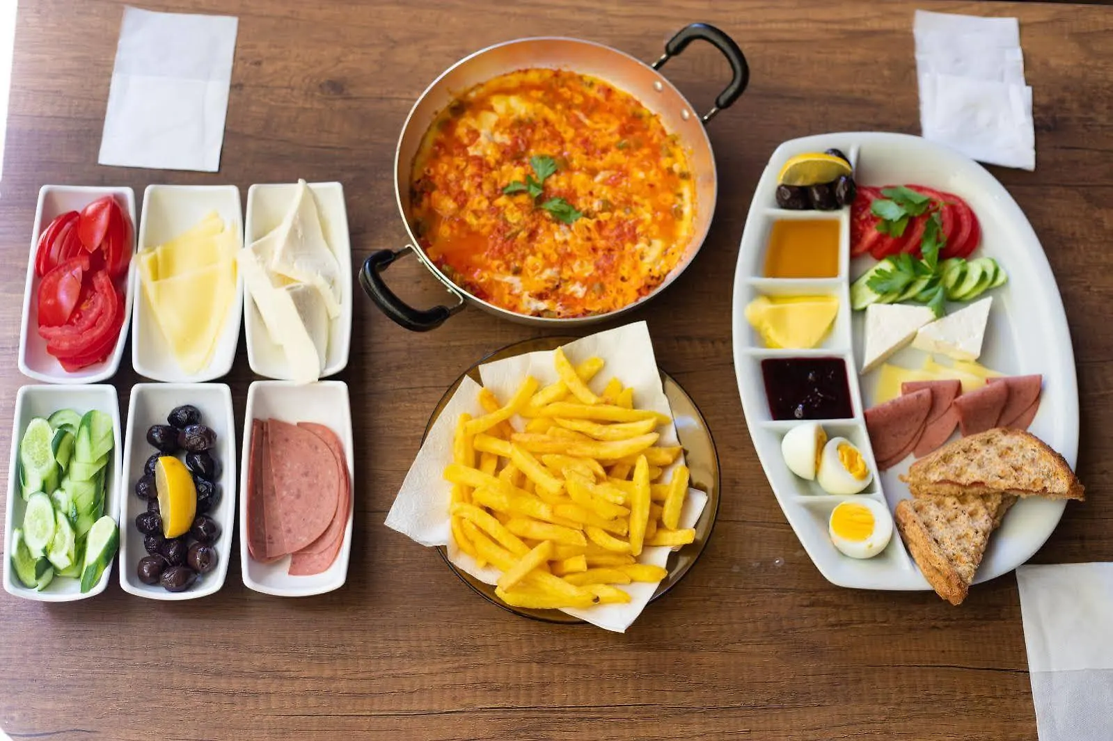 The Hera Hotels Istanbul 2*,